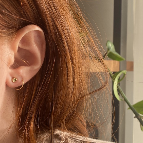 Jules Smith Crystal Wrap Around Earrings - Picture 7 of 10